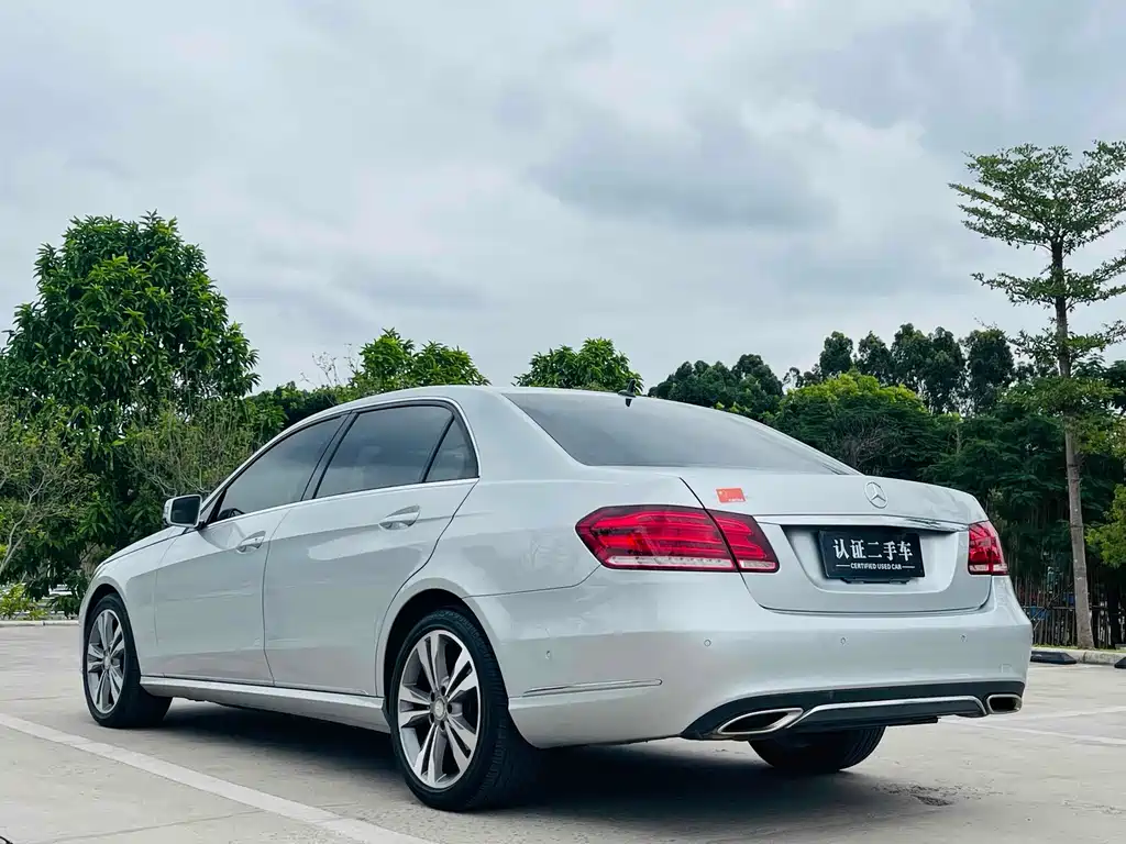 Mercedes-Benz E-Class 2015