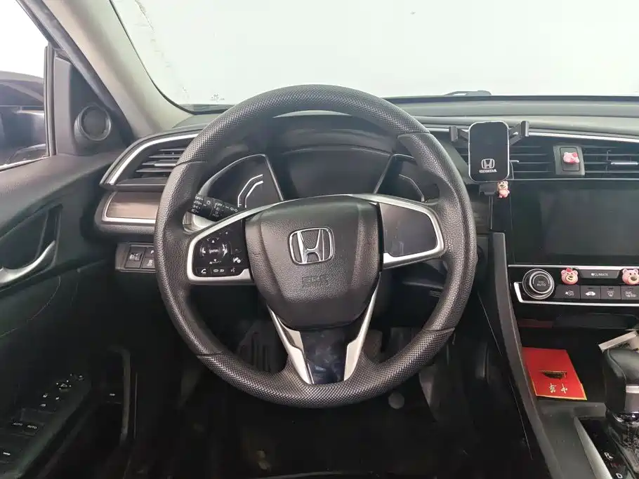 Honda Civic 2020 — фото 15