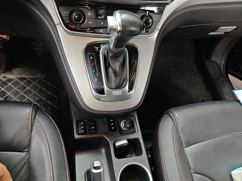 Haval H6 2016 — фото 11