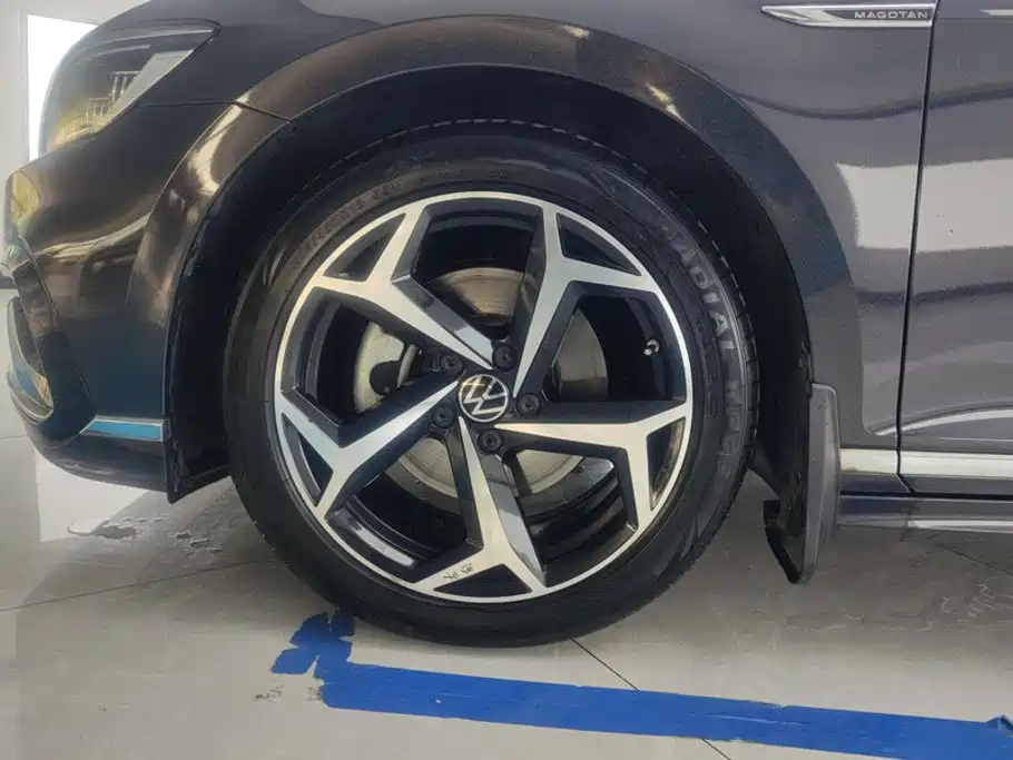 Volkswagen Magotan 2023