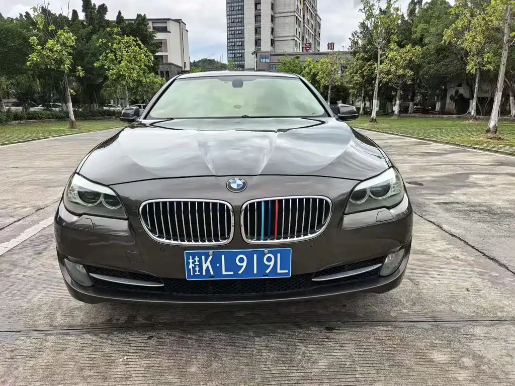 BMW 5 Series 2012 — фото 2