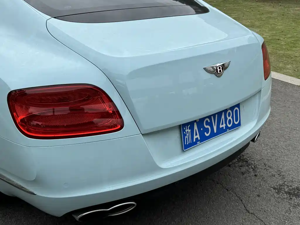 Bentley Continental 2013 — фото 8