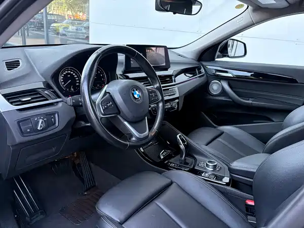 BMW X2 2021