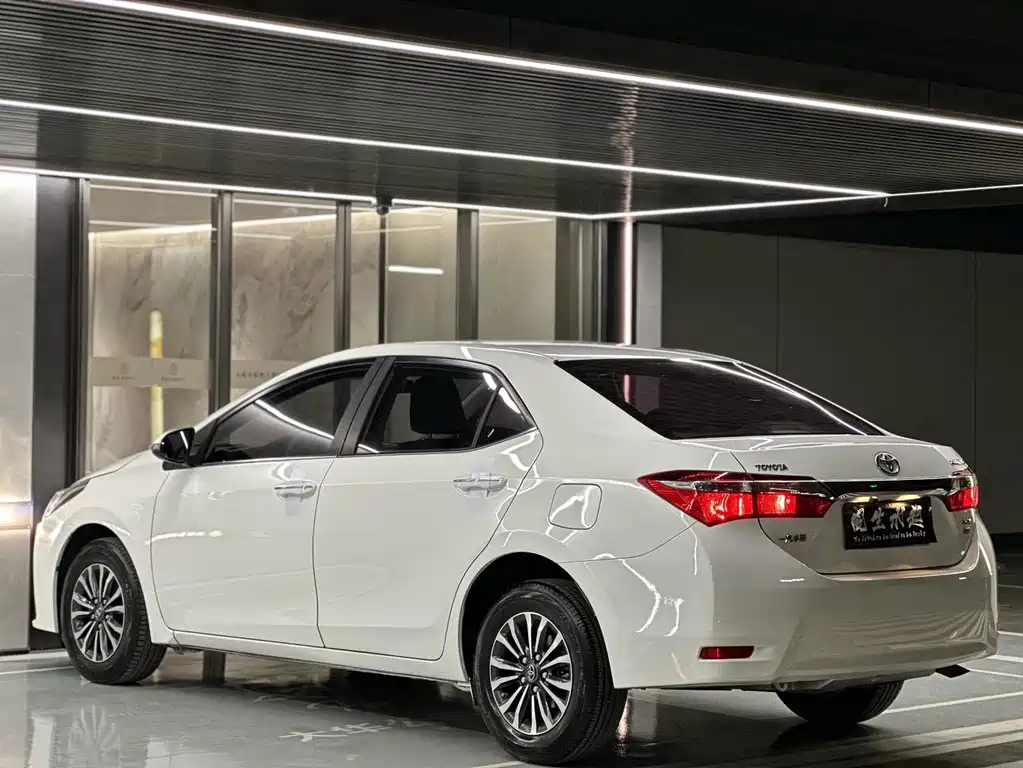 Toyota Corolla 2019 — фото 15