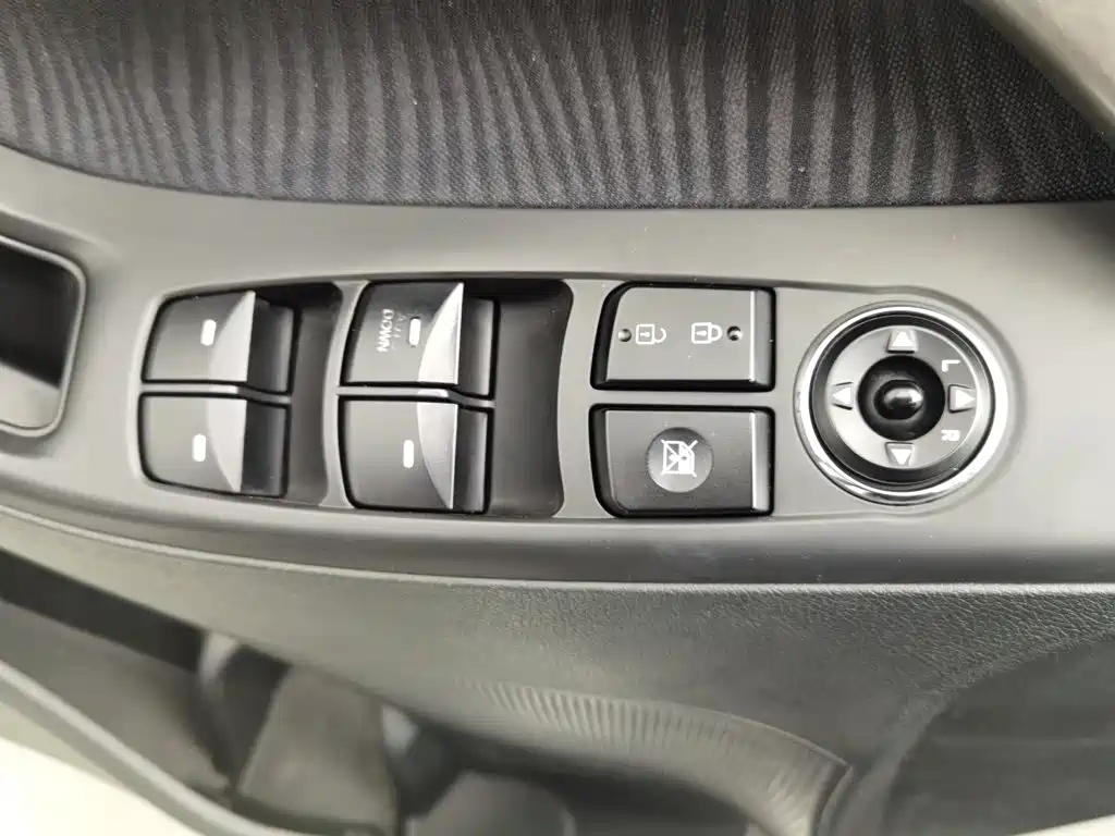 Hyundai Elantra 2014 — фото 9