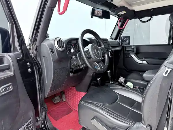 Jeep Wrangler 2014