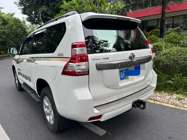 Toyota Prado 2016