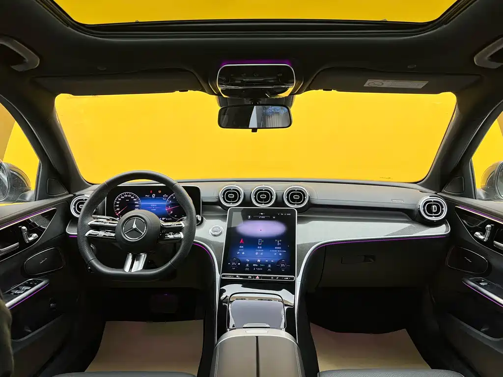 Mercedes-Benz C-Class 2024 — фото 15