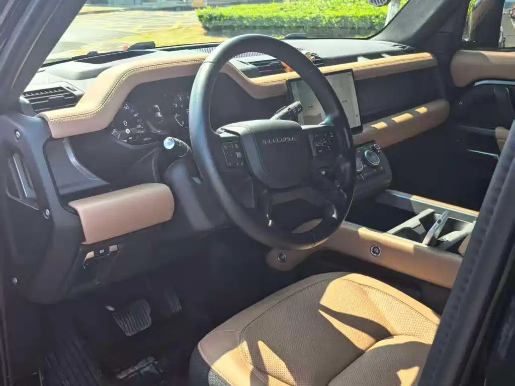 Land Rover Defender 2025 — фото 2