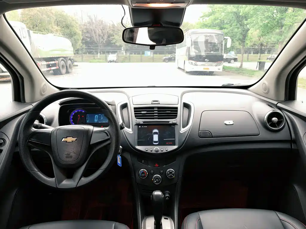 Chevrolet Trax 2016 — фото 7