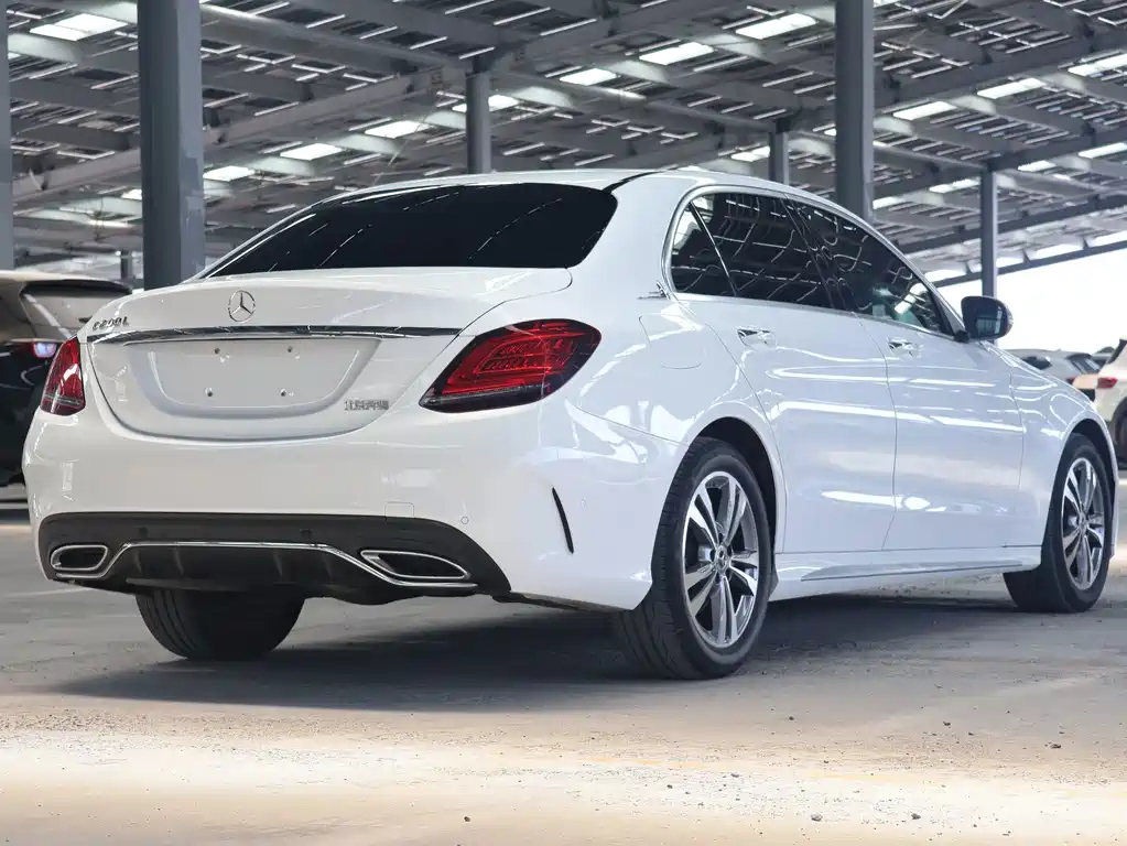 Mercedes-Benz C-Class 2020