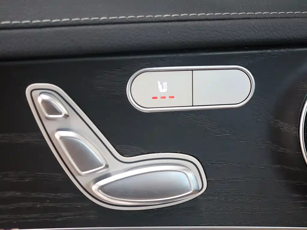 Mercedes-Benz C-Class 2020 — фото 16