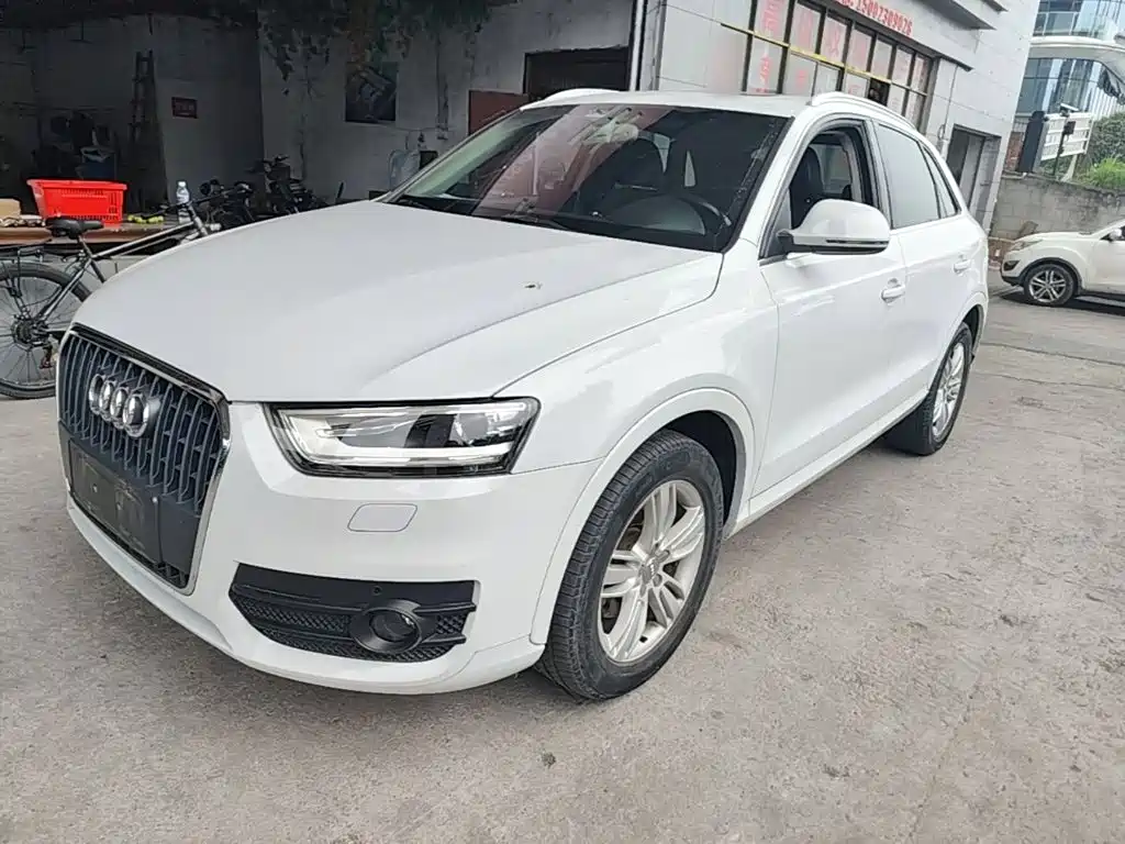 Audi Q3 2014 — фото 1