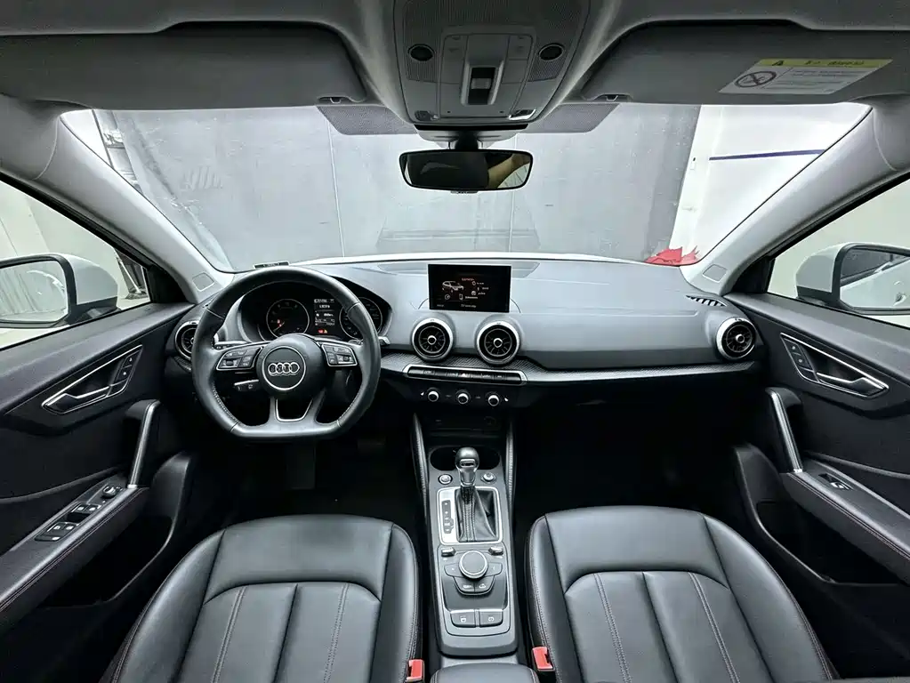 Audi Q2L 2022 — фото 10