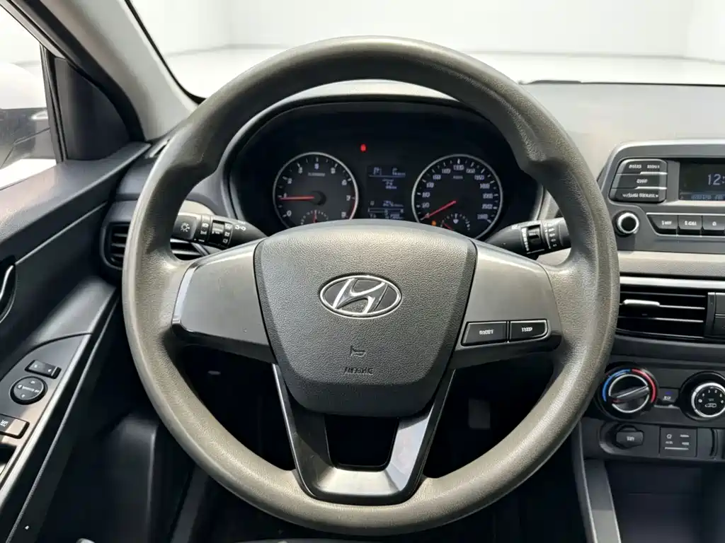 Hyundai Yuedong 2018 — фото 6