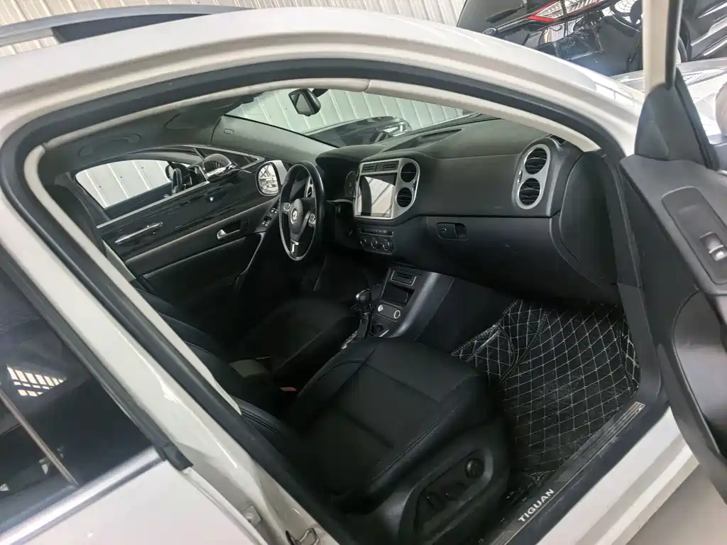Volkswagen Tiguan 2015 — фото 19