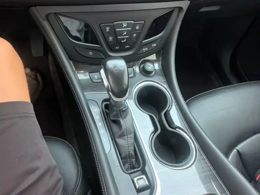 Buick Envision Plus 2019 — фото 14
