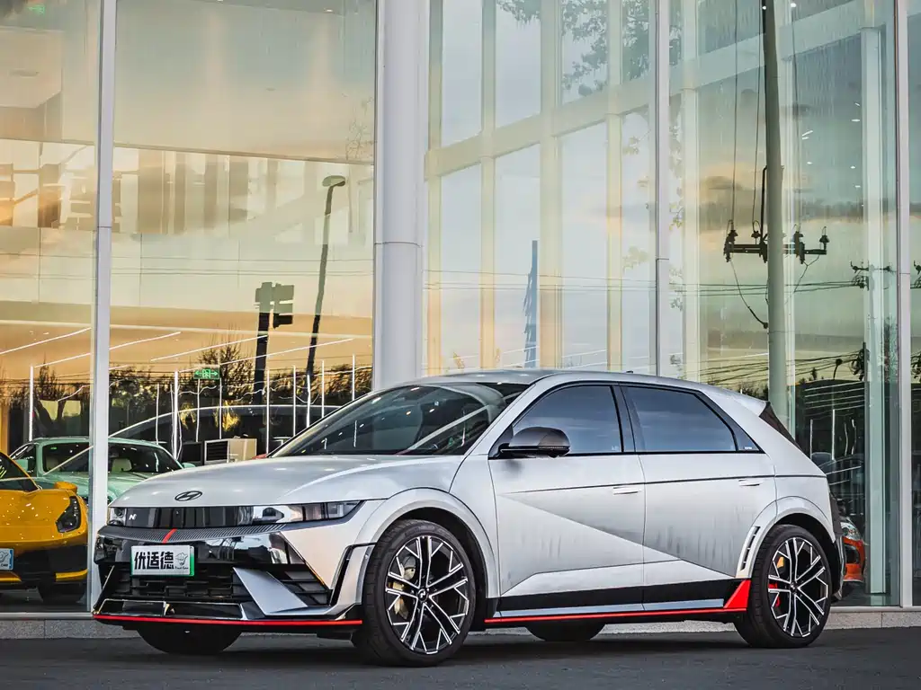 Hyundai IONIQ 5 N 2025 — фото 1