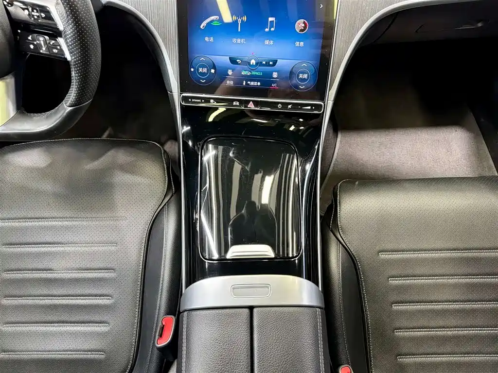 Mercedes-Benz C-Class 2022 — фото 21