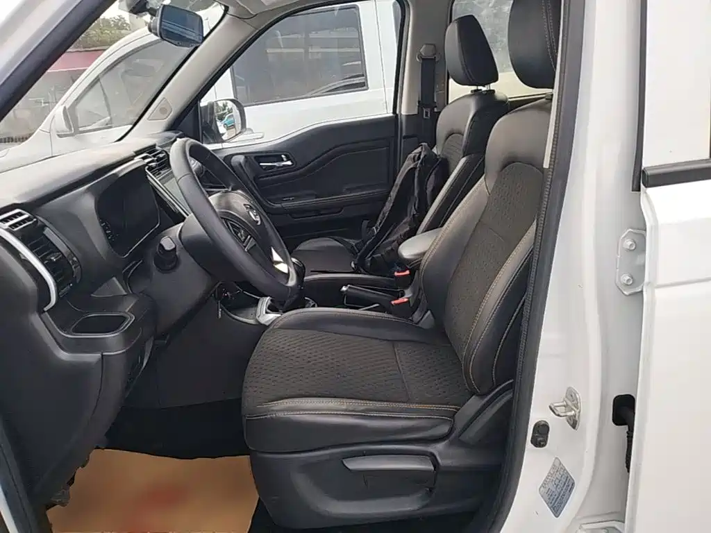 Changan Auchan X70A 2018 — фото 15