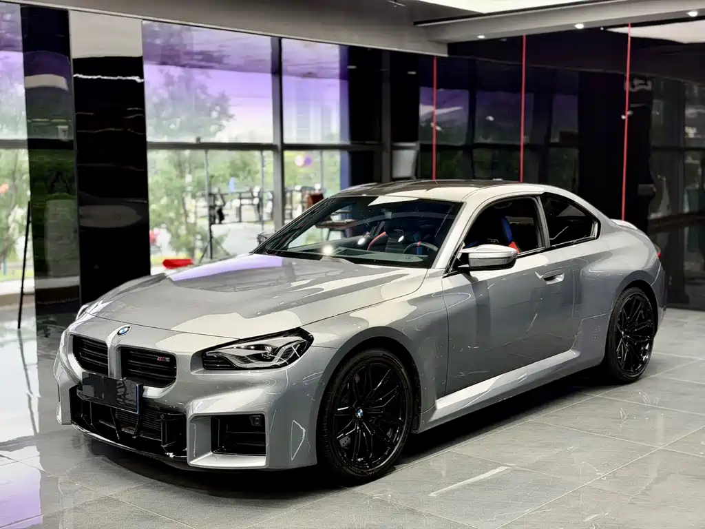 BMW M2 2025 — фото 1