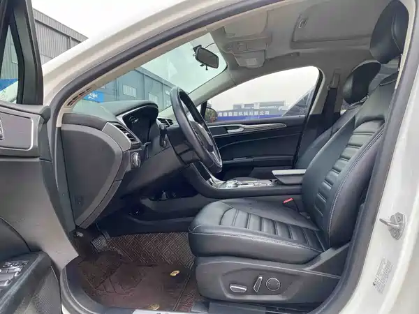Ford Mondeo 2021