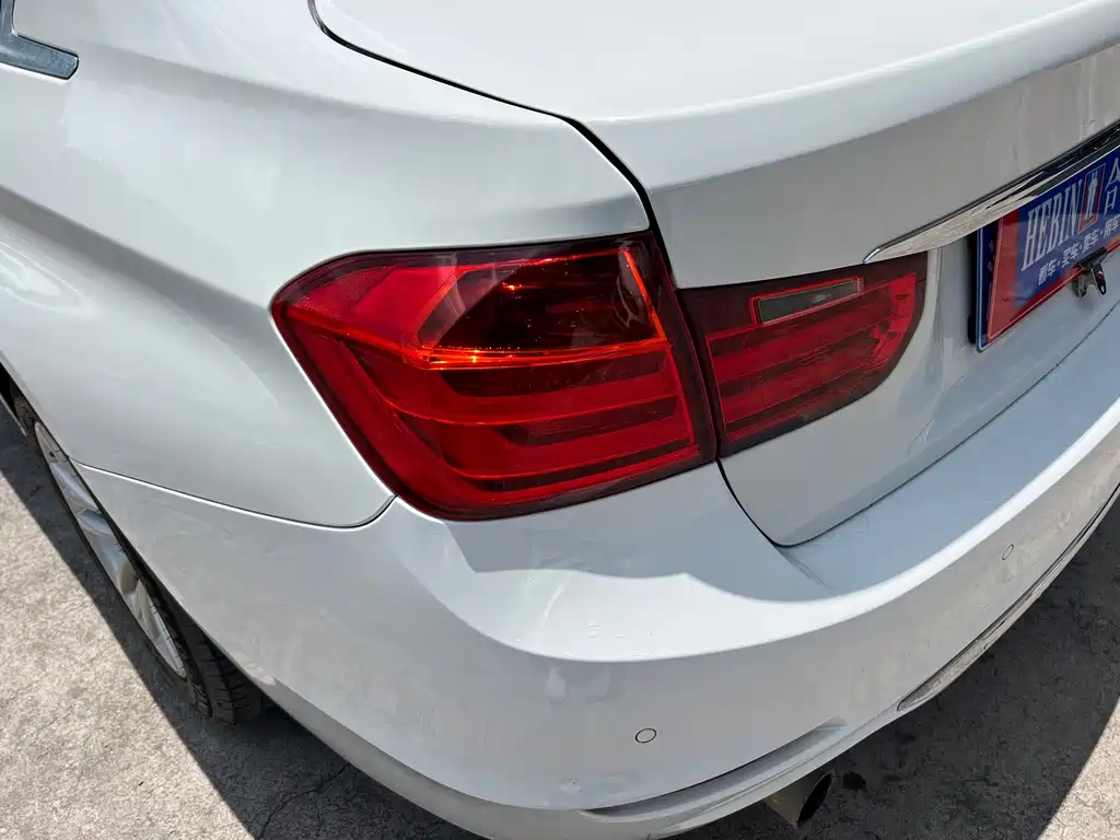 BMW 3 Series 2015 — фото 17