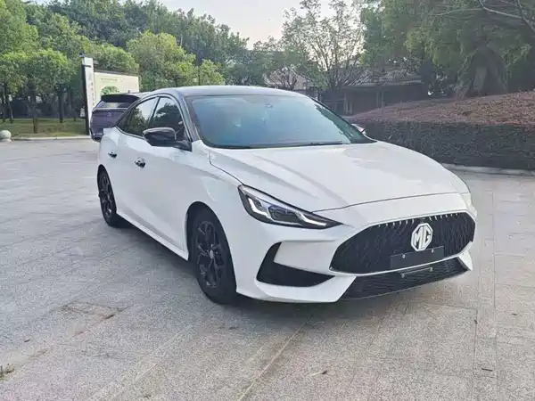 MG MG5 2021