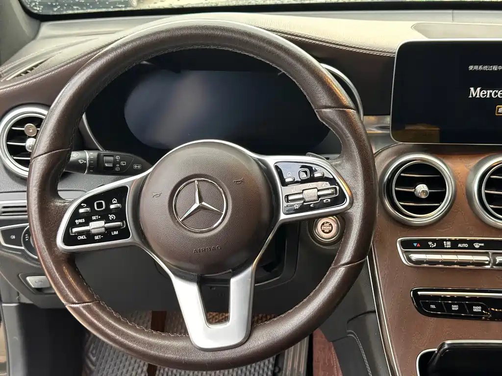 Mercedes-Benz GLC 2020