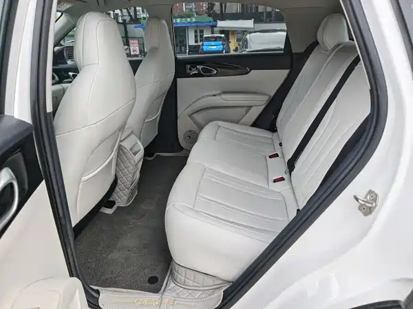 Geely Galaxy Starwish 2025