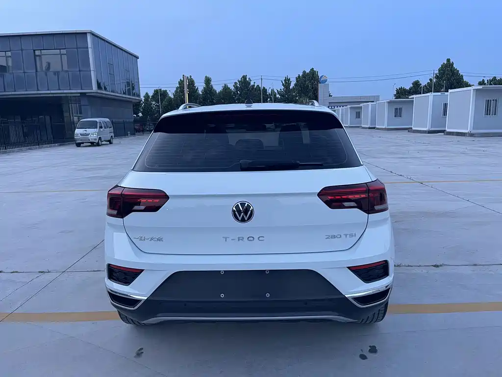 Volkswagen T-Roc 2022 — фото 14