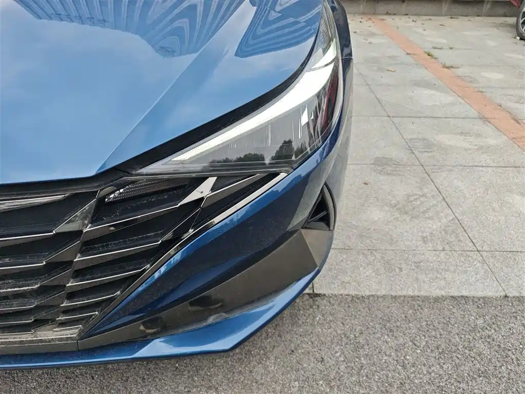 Hyundai Elantra 2021 — фото 24