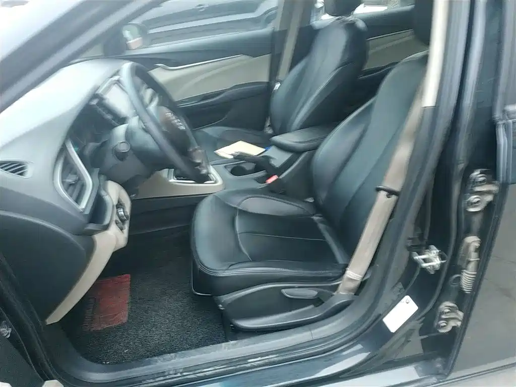 Buick Excelle 2015 — фото 15