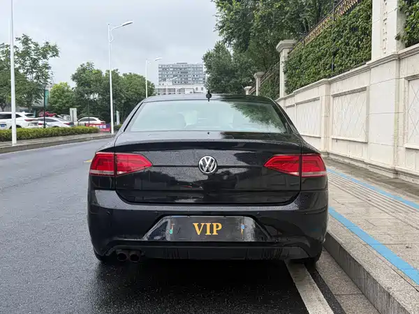 Volkswagen Lamando 2015