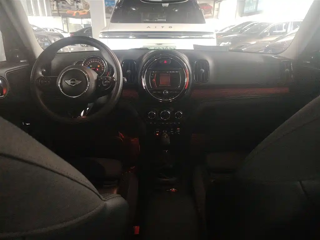 MINI Countryman 2018 — фото 10