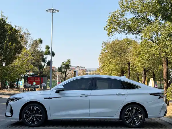 Chery Arrizo 8 2025