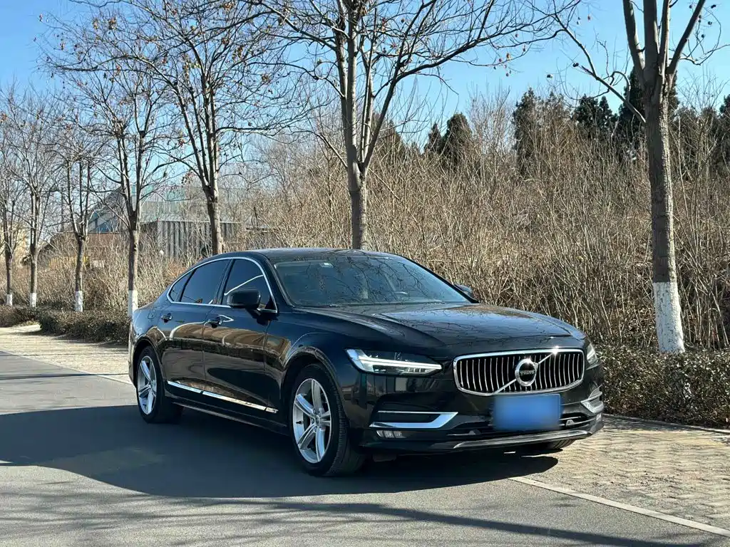 Volvo S90 2019 — фото 21