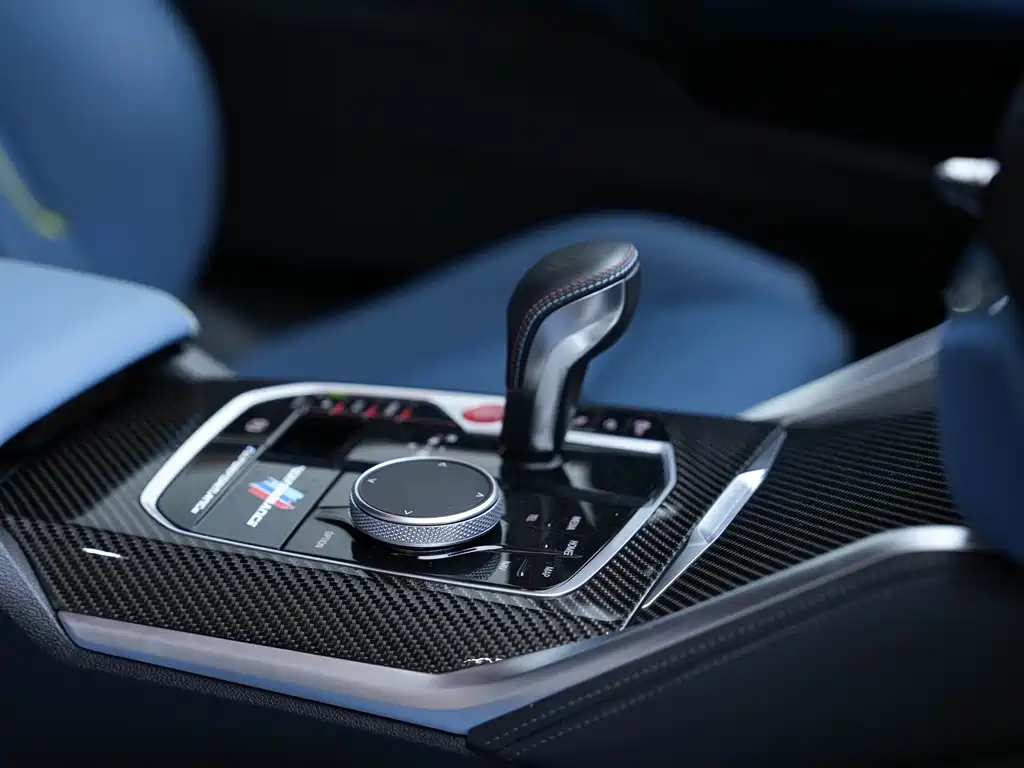 BMW M4 2025 — фото 17
