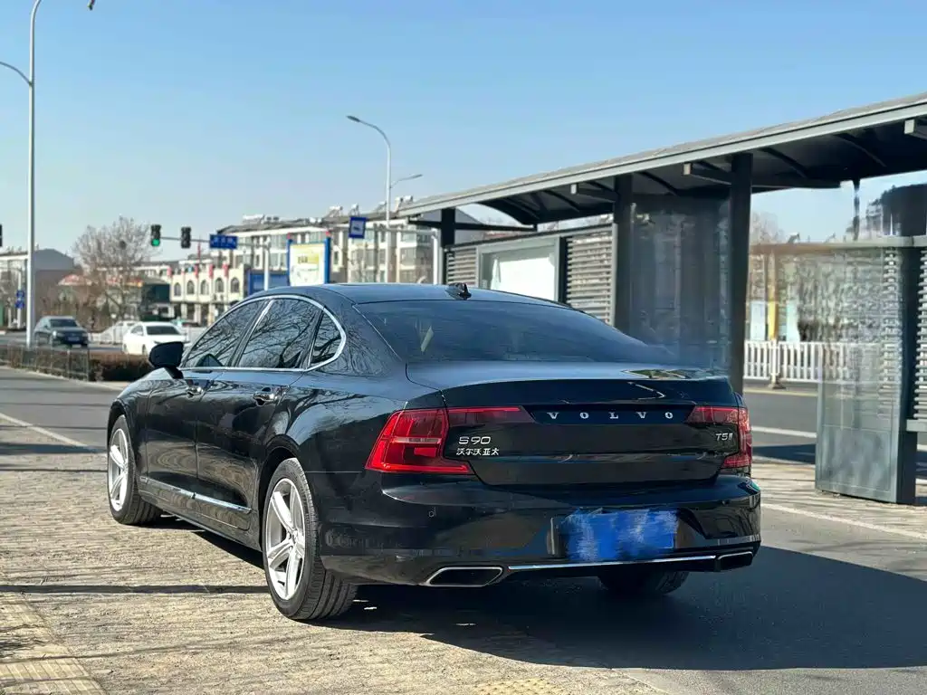 Volvo S90 2019 — фото 24