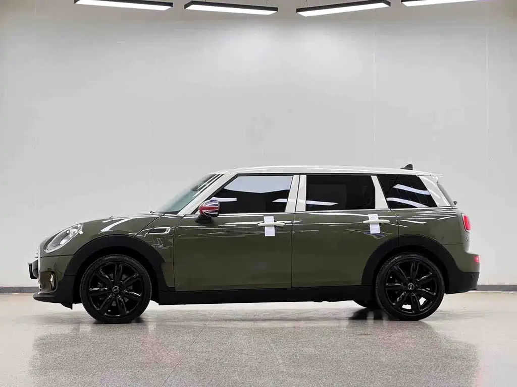 MINI Clubman 2019 — фото 8