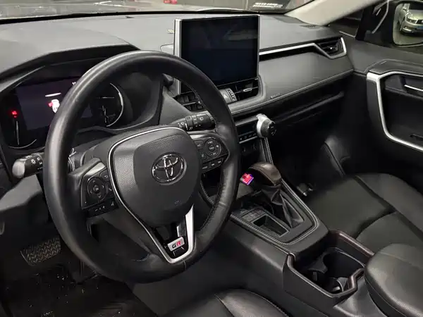 Toyota RAV4 2021