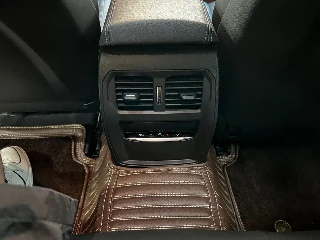 BMW 4 Series 2023 — фото 17