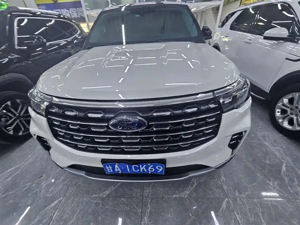 Ford Explorer 2023 — фото 2