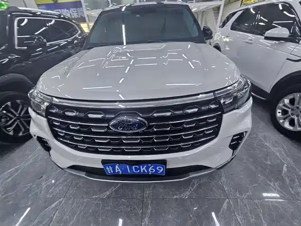 Ford Explorer 2023