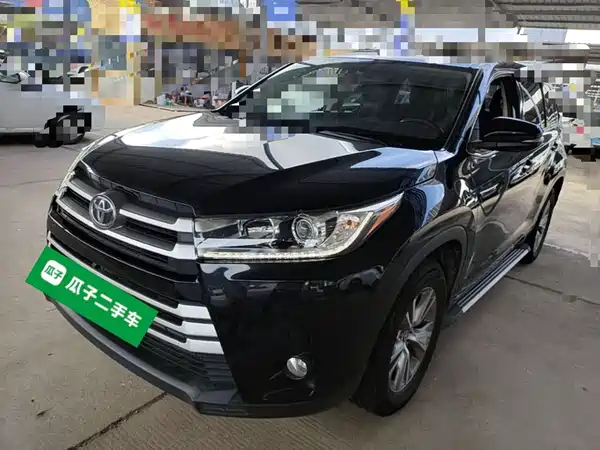 Toyota Highlander 2021