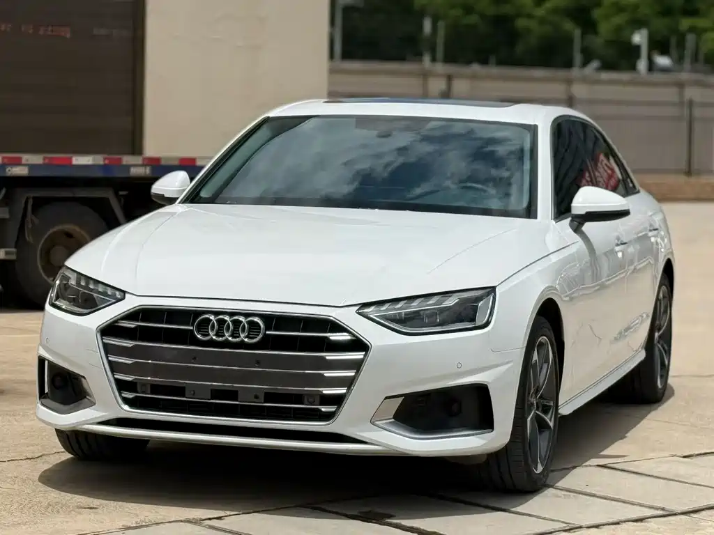 Audi A4L 2020