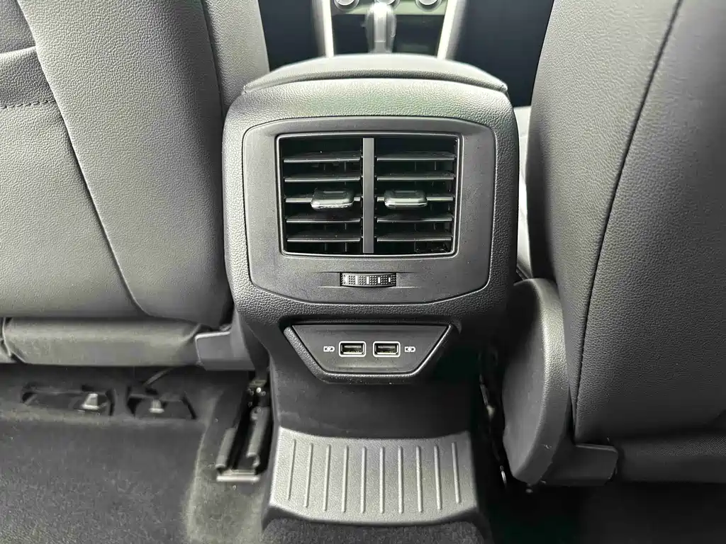 Volkswagen T-Roc 2022 — фото 13