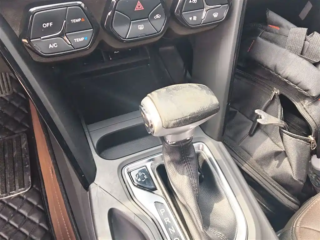 GAC Motor Trumpchi GS4 2017 — фото 14