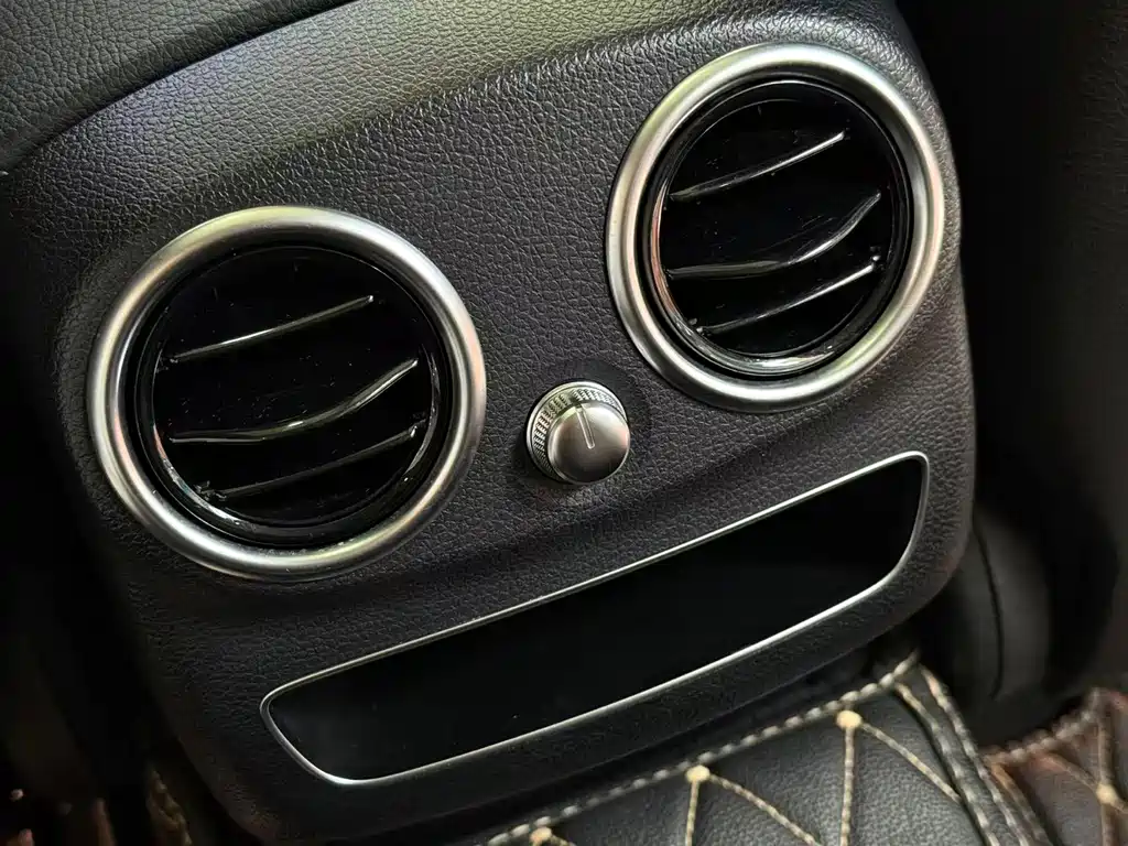 Mercedes-Benz C-Class 2020 — фото 17