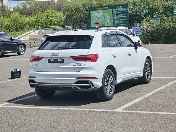 Audi Q3 2022